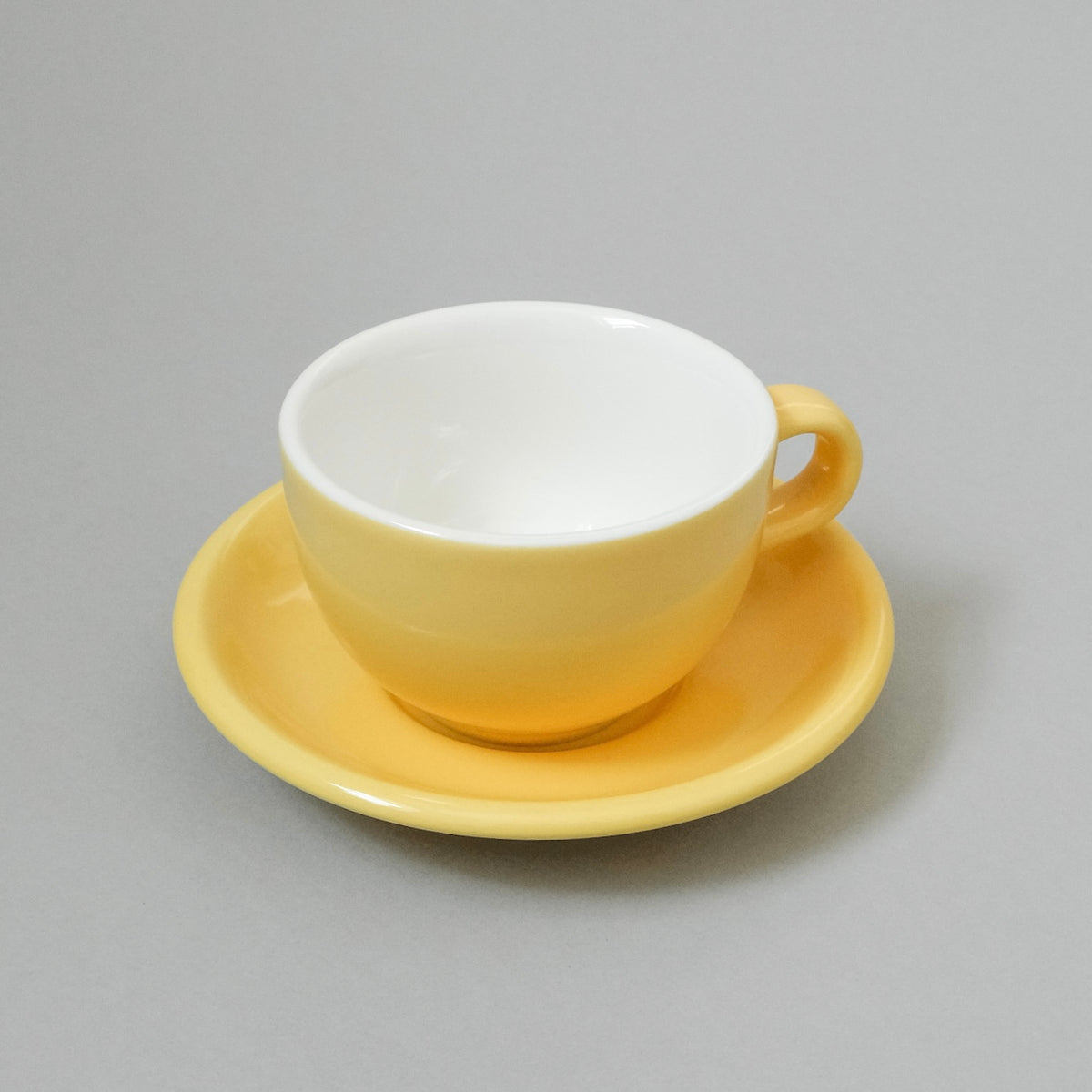 Origami Latte Cup and Saucer White 6oz – KONPOTO